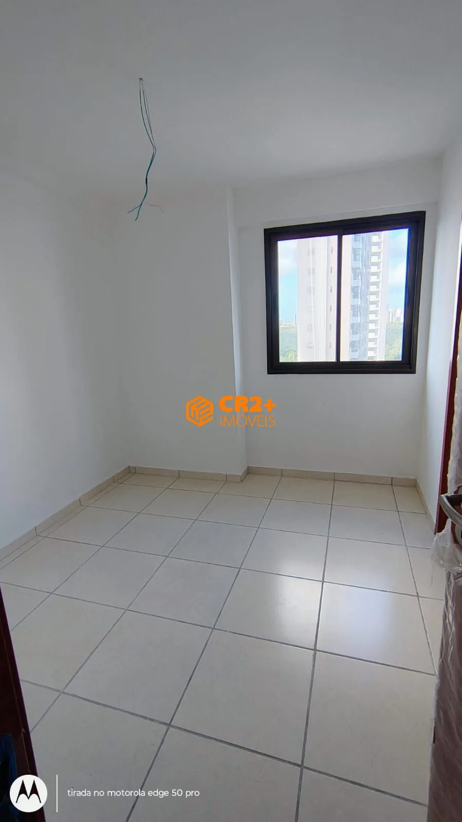 Imagem Alugo apartamento com 136 metros, com 4 quartos, 03 suítes, 02 vagas de garagem