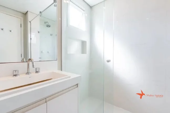 Imagem Apartamento à venda em Pinheiros, São Paulo-SP: 3 quartos, 3 suítes, 3 salas, 5 banheiros, 3 vagas, 150m². Próximo ao Hospital das Clinicas!