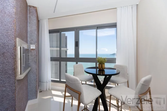 Imagem Apartamento Quadra Mar para Venda em Balneário Camboriú / SC no bairro Centro