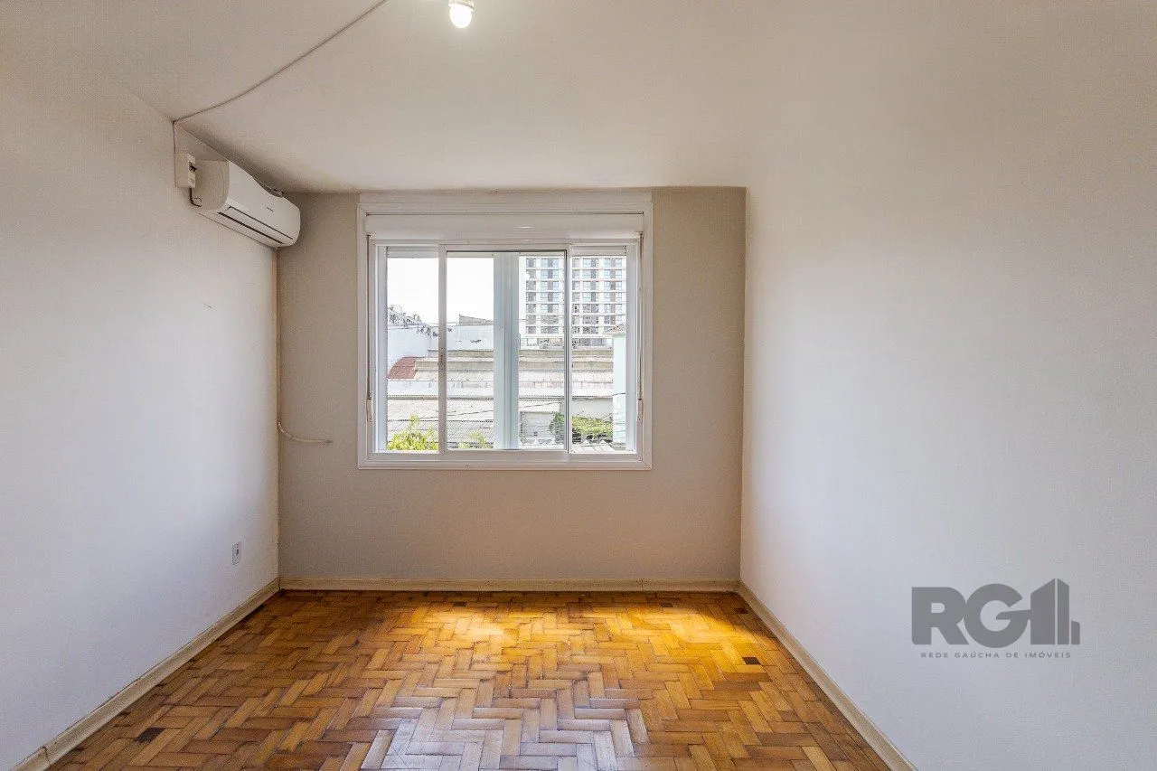 Imagem Apartamento de 3 quartos no bairro Cidade Baixa em Porto Alegre