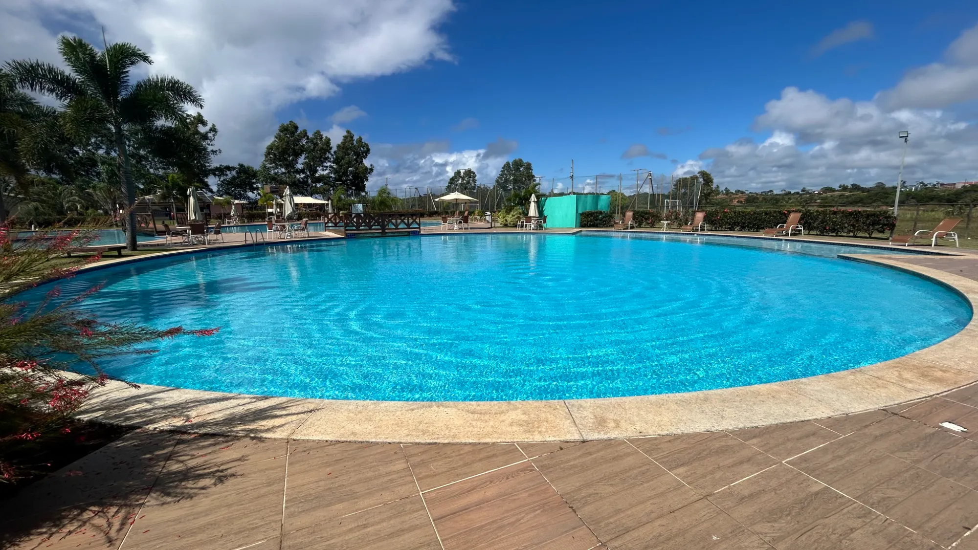 Imagem Terreno à Venda, 740 m² em Barra do Jacuípe - Camaçari