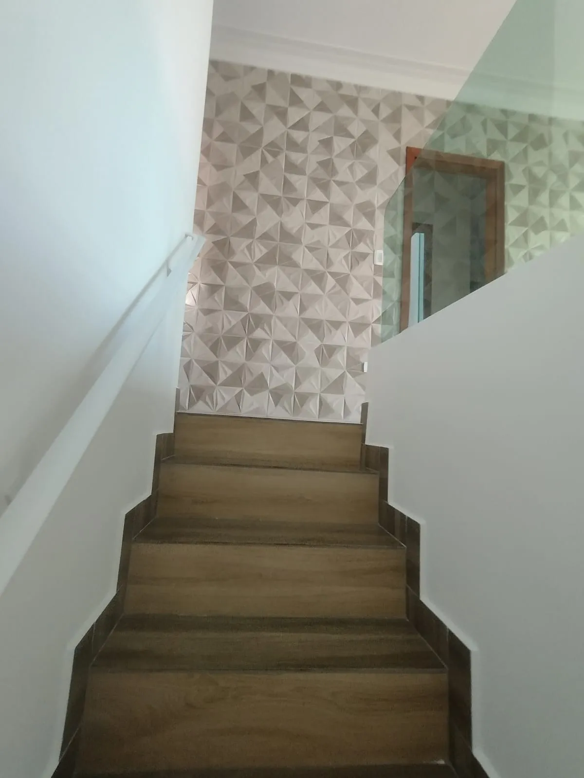 Imagem Fantástica casa em condomínio na Guilhermina - Praia Grande