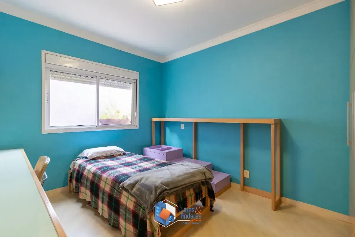 Imagem Casa para venda em Planalto Paulista com 3 quartos, sendo 1 suíte, 320m²