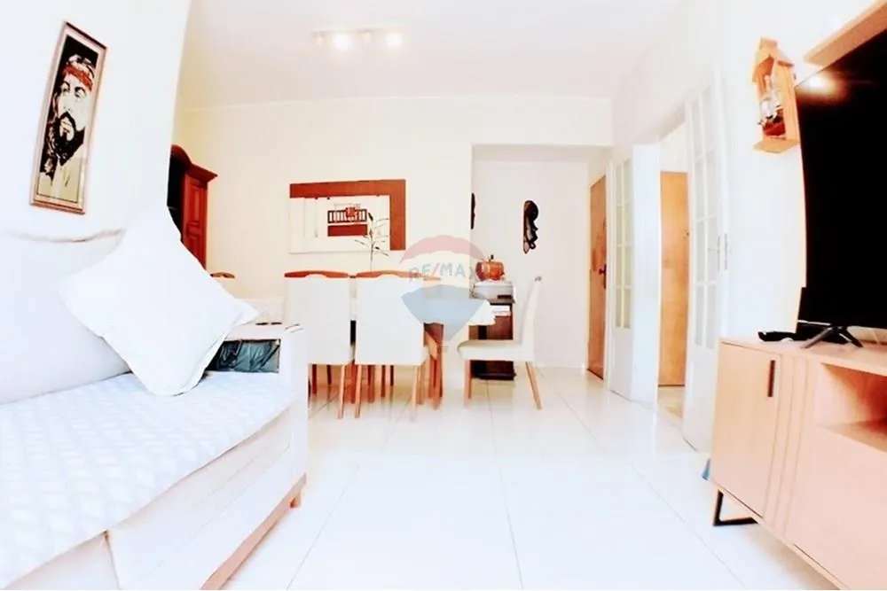 Imagem Apartamento à venda 3 Quartos (1 Suíte) na Vila Valqueire - 87m² com Dependência Completa