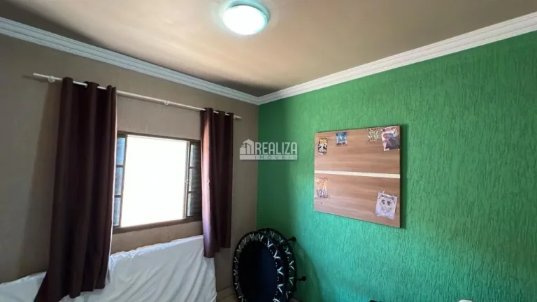 Imagem Casa à venda no bairro de Lourdes - em Uberaba