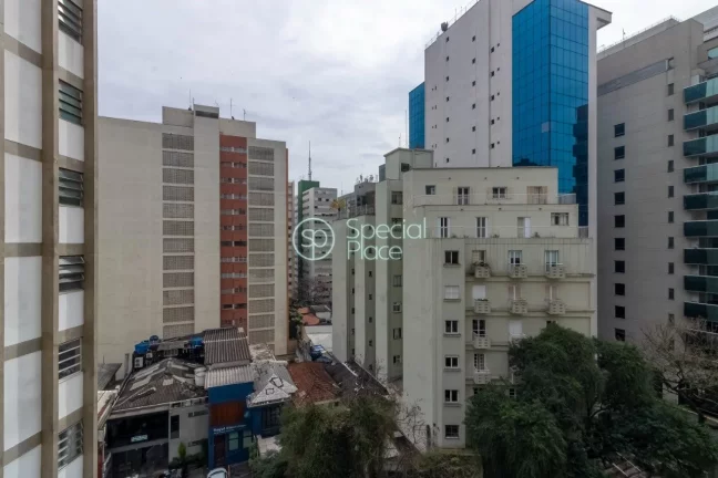 Imagem 02 Vagas de Garagem 267,75 m² de área útil 03 suítes (sendo uma master com banheiro senhor e sen...