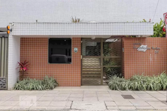Imagem Apartamento para Locação em Recife, Casa Amarela, 2 dormitórios, 1 banheiro, 1 vaga