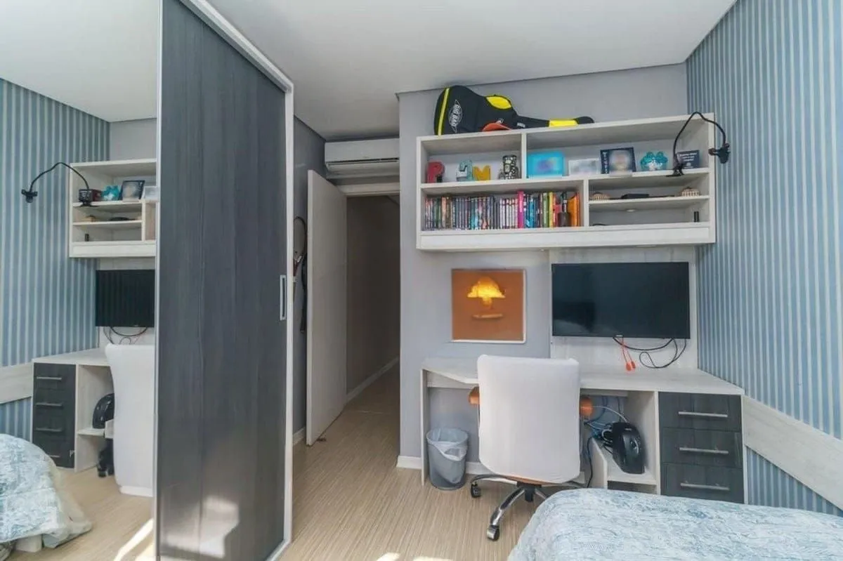 Imagem Casa com 03 quartos no Bairro de Ipanema em Porto Alegre/RS