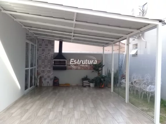 Casa em condomínio