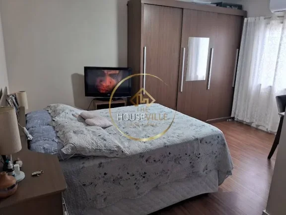 Imagem Casa Sobrado, 3 suítes, 2 vagas - Bosque dos Eucaliptos SJC