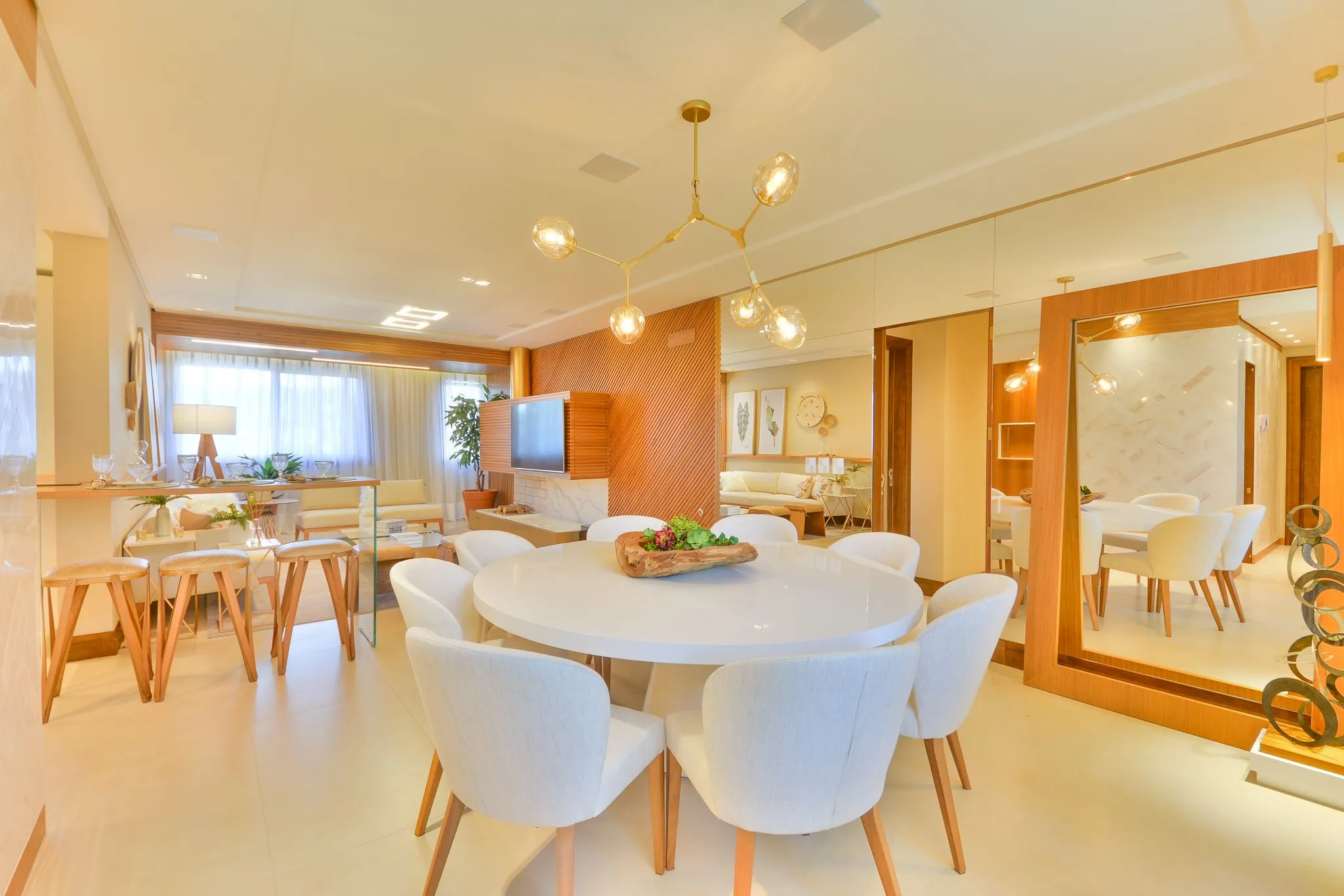 Imagem Apartamento à venda em Gramado, Centro, com 4 quartos, 163.19m2