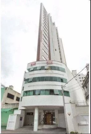Foto do imóvel Apartamento com 3 dormitórios à venda, 128 m² por R$ 1.650.000,00 - Centro - Balneário Camboriú/SC