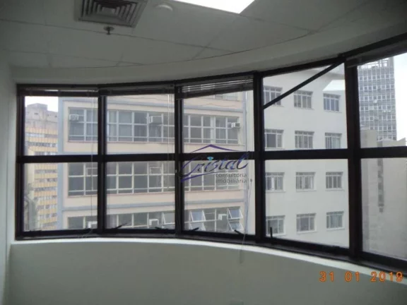 Imagem Conjunto 376 m² 4 banheiros 10 vagas