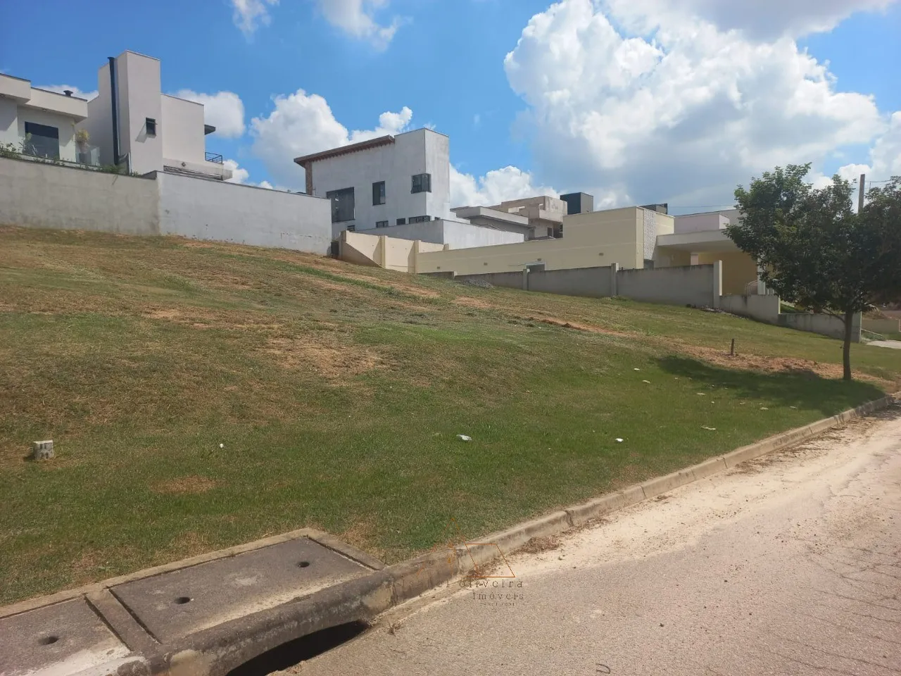 Imagem Terreno à venda em Salto-SP, Residencial Central Parque, 366,53 m² de área!