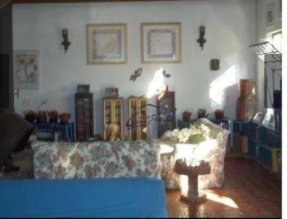 Imagem Casa de 3 dormitórios 1 suite 6vagas de garagem
