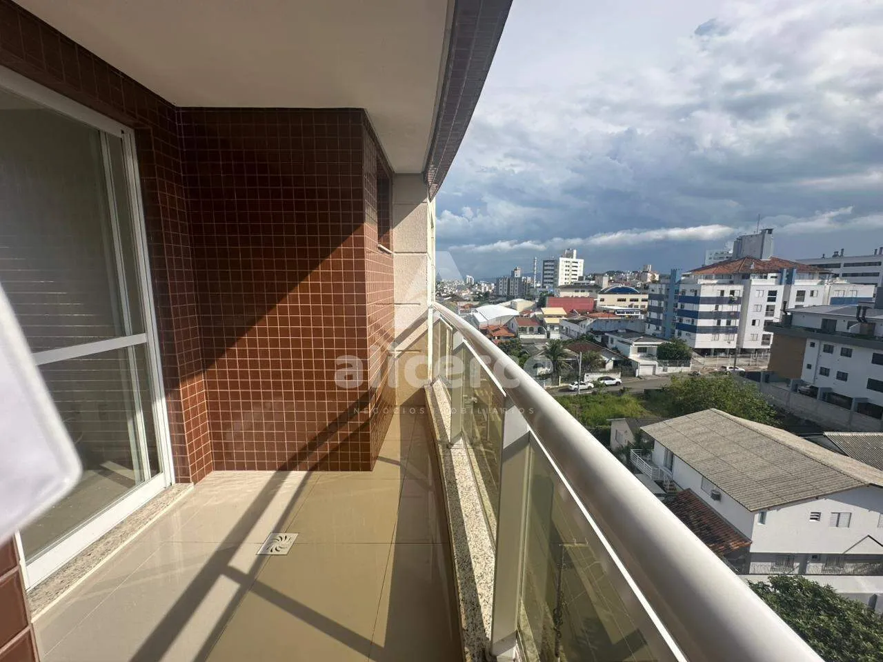 Imagem Apartamento à venda - 2 quartos I 1 suíte I 70m² I Sacada com churrasqueira - em Jardim Atlântico - Florianópolis