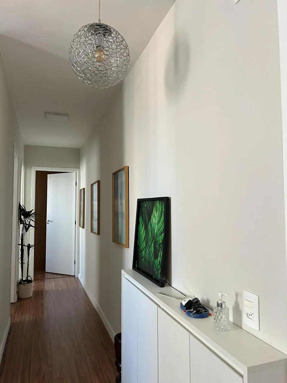 Imagem VENDO LINDO APARTAMENTO DE DOIS DORMITÓRIOS NA AV. MIGUEL YUNES!!