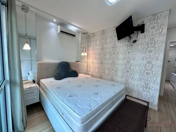 Imagem Cobertura localizada em região valorizada no centro de Florianópolis, oferece conforto e sofistica...