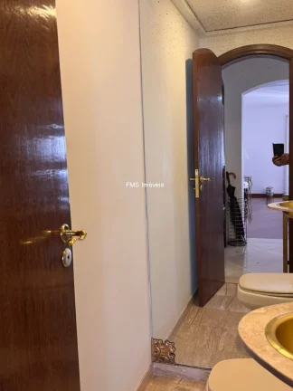 Imagem Apartamento à venda no Brooklin de 3 quartos, 1 suíte, 3 banheiros, 3 vagas, 260m².