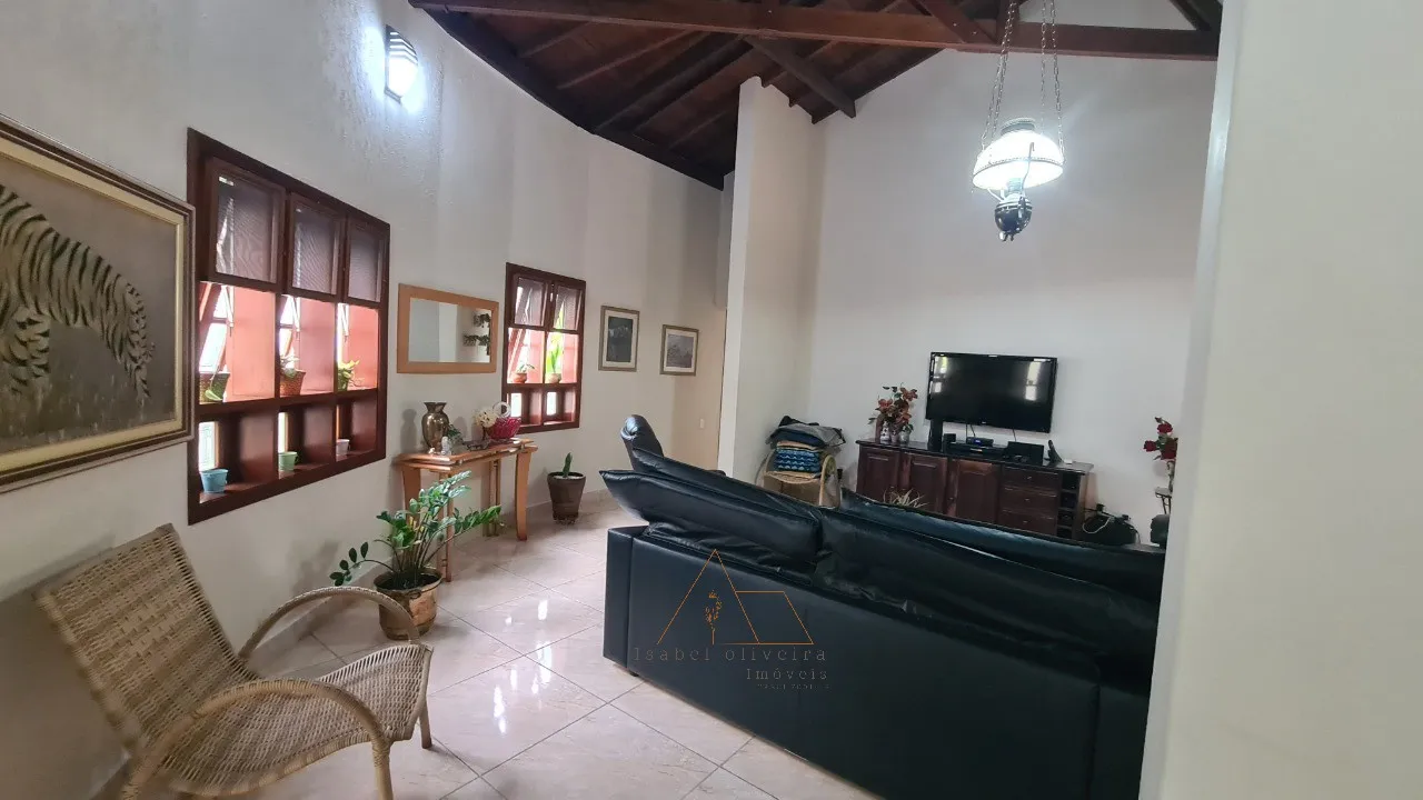 Imagem Oportunidade única: Casa em condomínio com 5 quartos e 2 suítes em Salto-SP, no Condomínio Fechado Village Haras São Luiz.