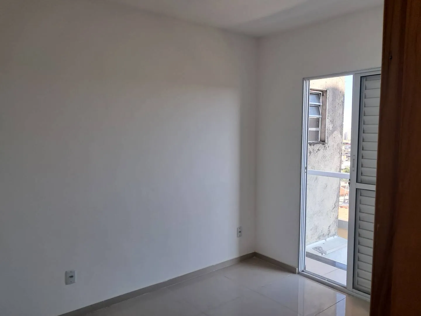 Imagem Apartamento com 2 quartos ao lado da Estação Tolstói.