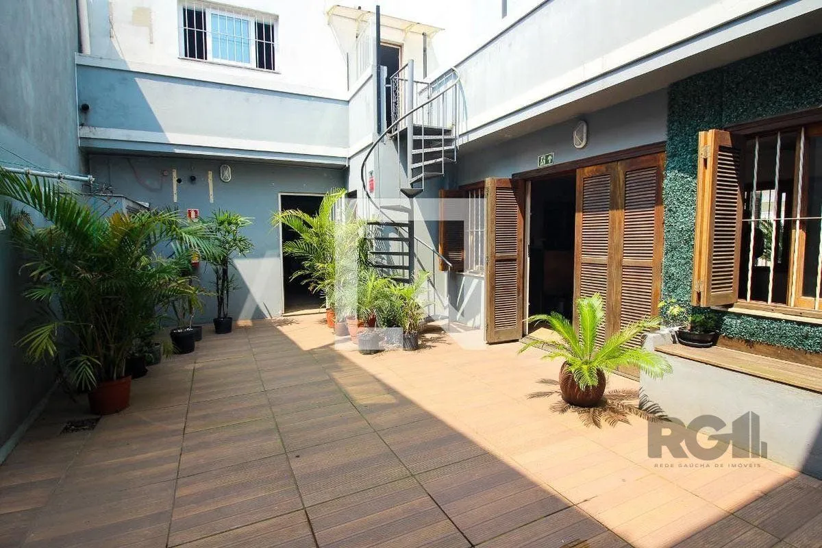 Imagem Casa 4 dormitórios à venda Partenon Porto Alegre/RS