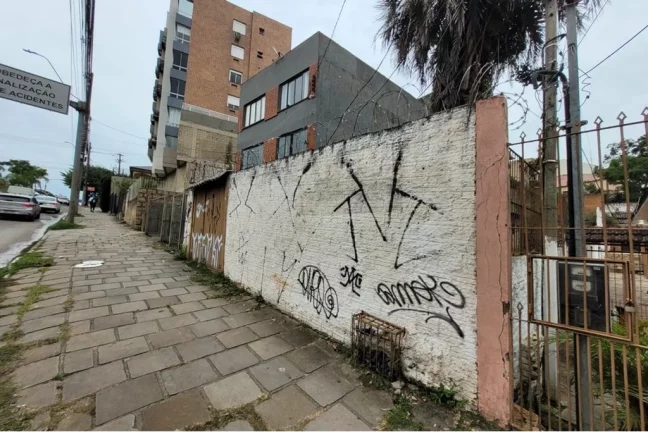 Imagem Terreno/Lote Residencial para venda no bairro Glória em Porto Alegre