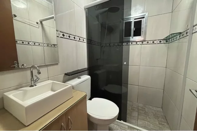 Imagem Casa para venda no bairro Guajuviras em Canoas