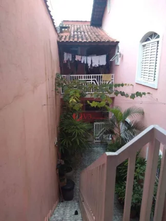 Imagem Sobrado com 4 dormitórios à venda, 180 m por R$ 680.000,00 - Vila Jacuí - São Paulo/SP