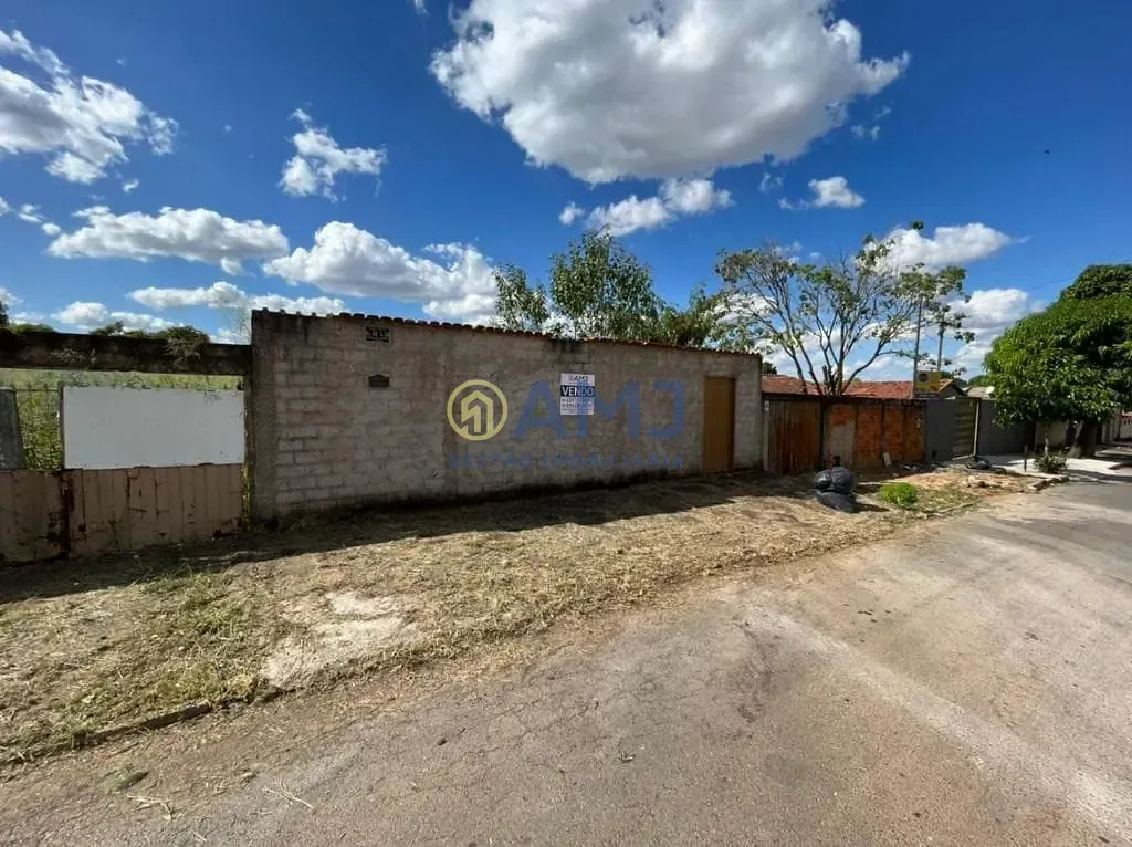 Foto do imóvel Venda - Lote no Carolina Parque em Endereço não informado