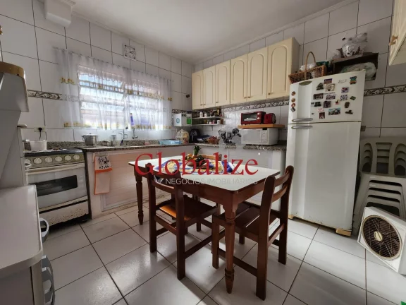 Imagem Sobrado à venda no Bairro Estuário em Santos com 3 suítes, 2 vagas por R$960.000,00
