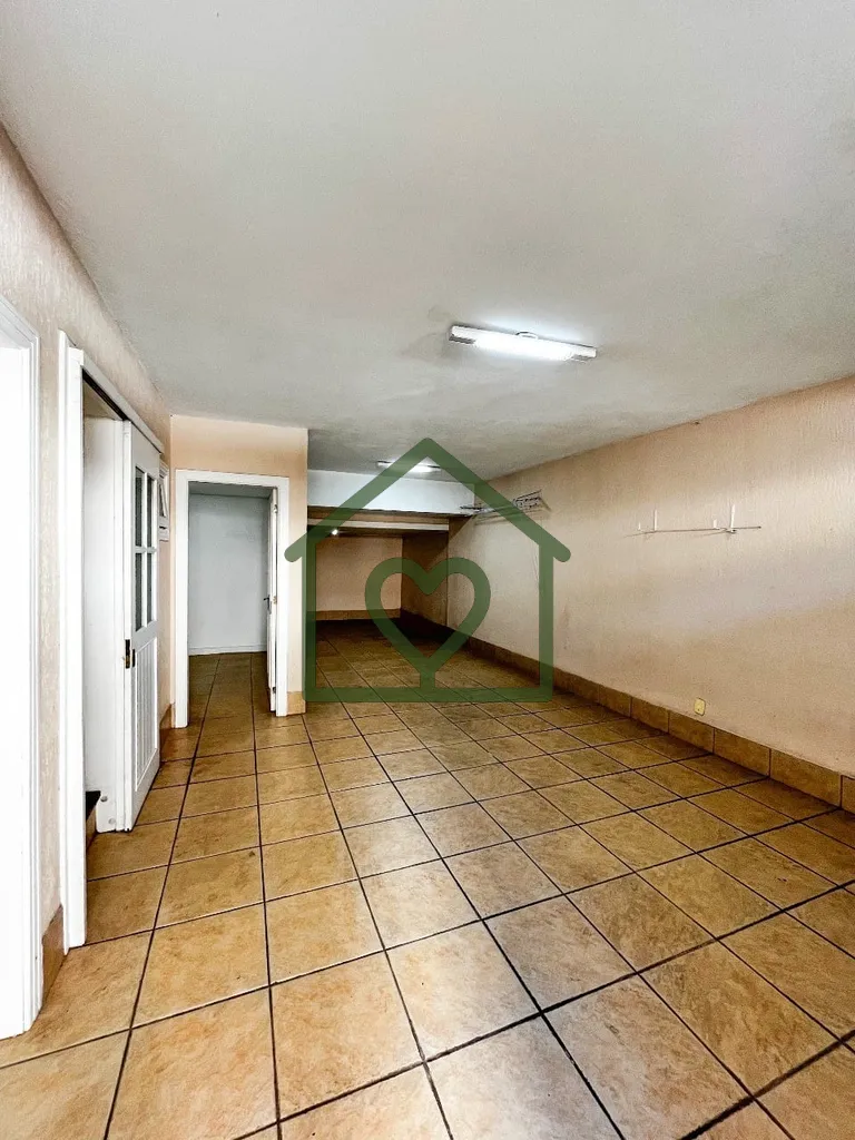 Imagem Casa em condomínio no bairro Chácara das Pedras, à venda pela Urban Haus, com 4 dormitórios, sen...