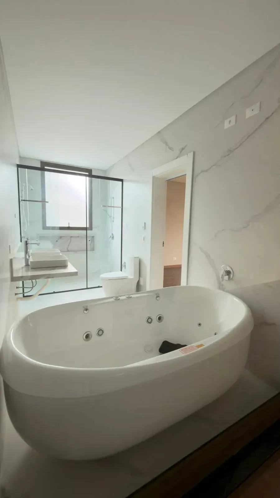 Imagem Casa de Condomínio com 3 Quartos à Venda, 290 m² em São Braz - Curitiba