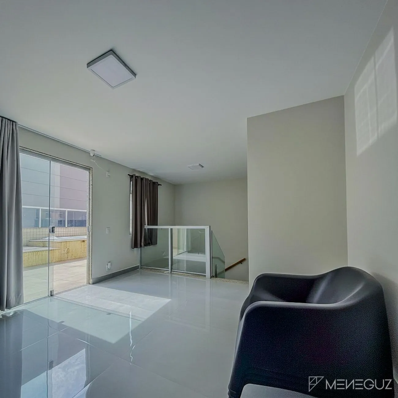 Imagem Cobertura 4 quartos a venda na praia do morro a pouco passos do mar!