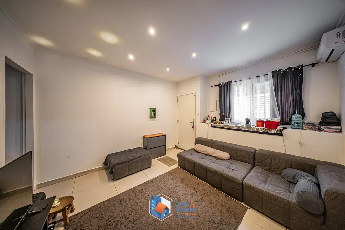 Imagem Casa para venda e locação em Perdizes com 2 quartos, 120m²