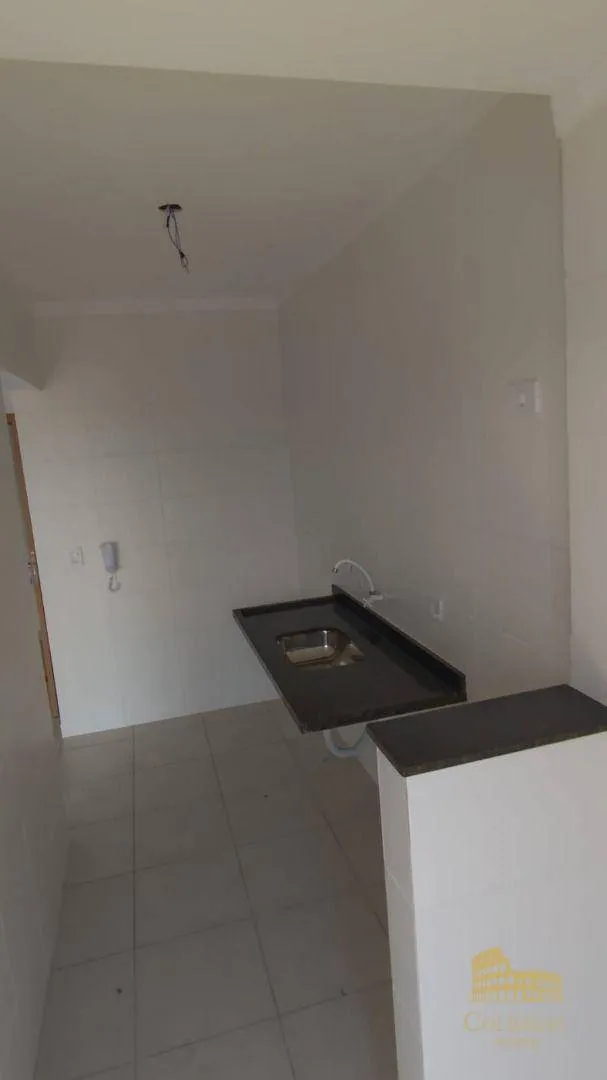 Imagem Apartamento com 2 dormitórios à venda, 56 m² por R$ 360.000,00 - Mirim - Praia Grande/SP