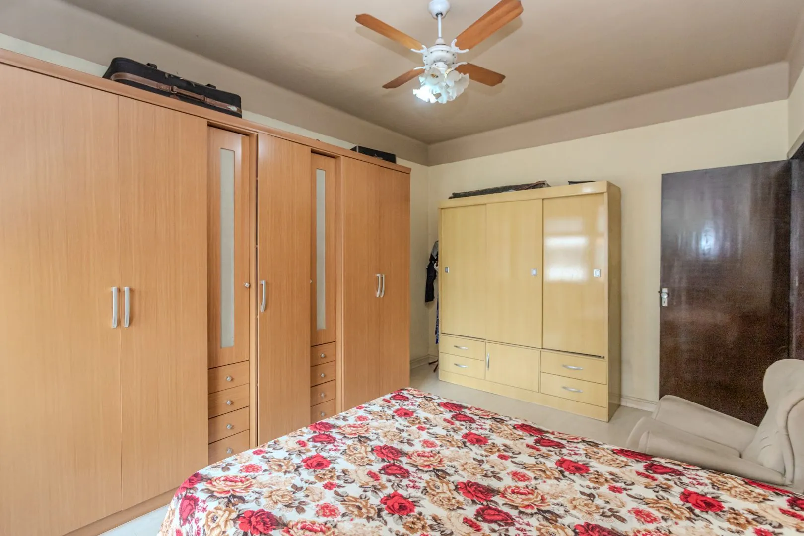 Imagem Apartamento no Centro de 4 dormitórios com 120m²