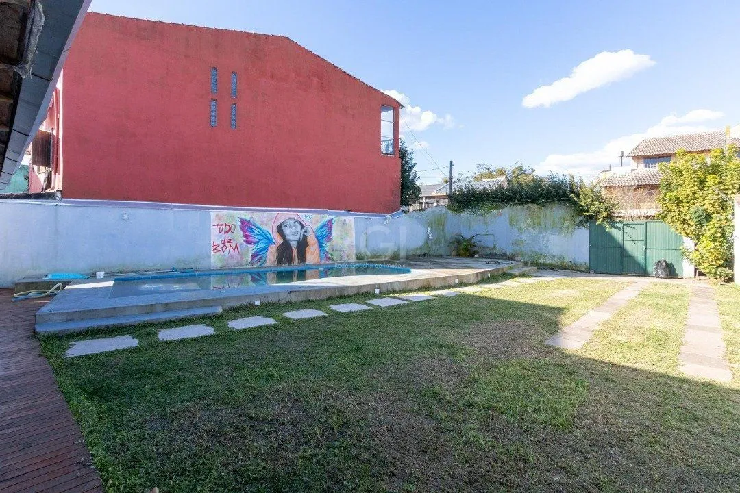 Imagem Casa para Venda - 120m², 4 dormitórios, sendo 1 suites, 3 vagas - Serraria