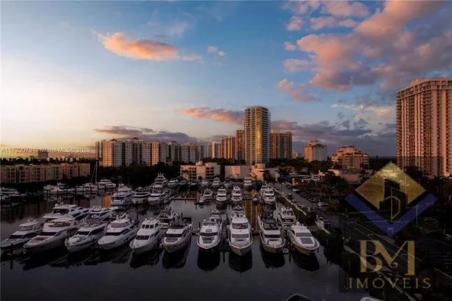 Imagem Belíssimo apar Internacional Luxuoso com Vista Deslumbrante - Marina Tower.