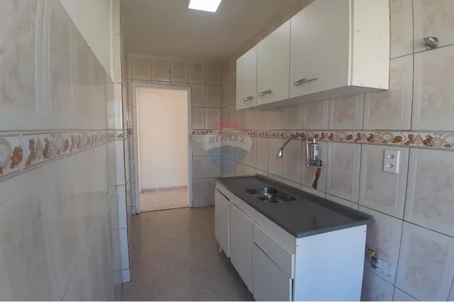 Imagem Apartamento com 2 Quartos à venda, 50m² - Jardim Sulacap, Rio de Janeiro.