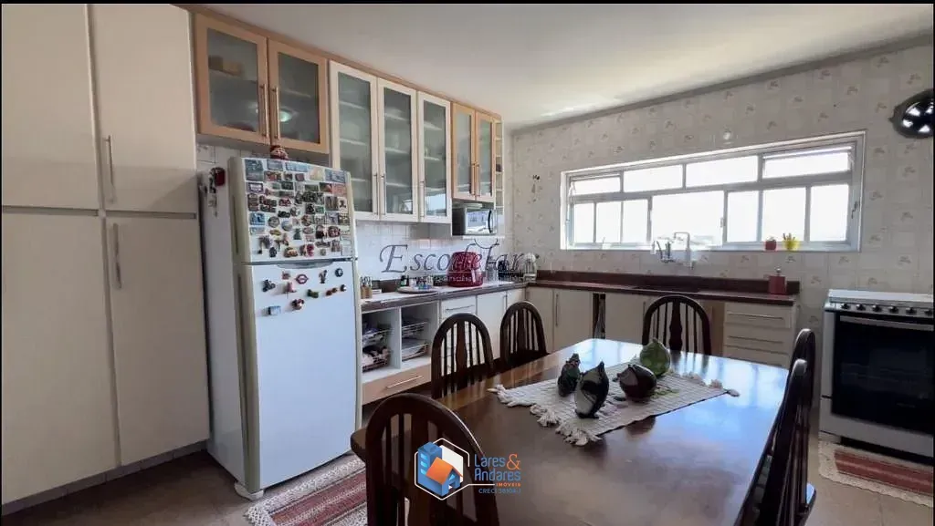 Imagem Sobrado para venda em Jardim Franca com 3 quartos, sendo 1 suíte, 144m²