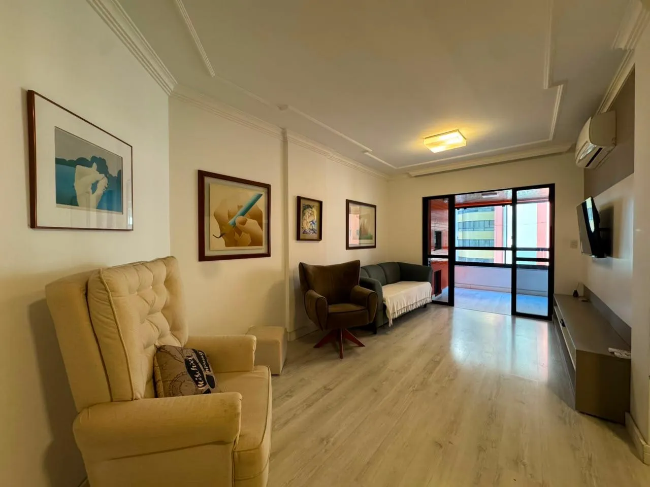 Imagem Apartamento com vista para o mar à venda com 107.28m2 por R$ 1.700.000,00