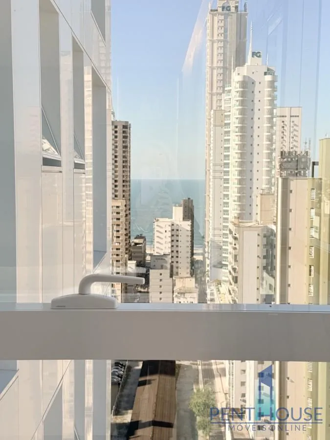 Imagem Apartamento Zona Central para Venda em Balneário Camboriú, CENTRO, 3 dormitórios, 3 suítes, 4 banheiros, 2 vagas