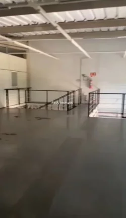 Imagem Galpão com 1400m² para locação em Mogi das Cruzes.