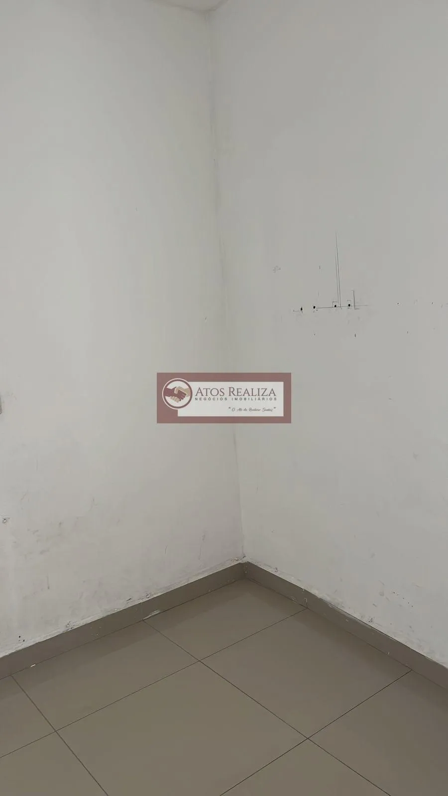 Imagem Alugo no centro de São Jose, conjunto de 6 salas comercial, ideal para consultório odontológico, estica, escritório de advocacia. valor para locação das 6 salas R$ 3,000, Agende sua visita.