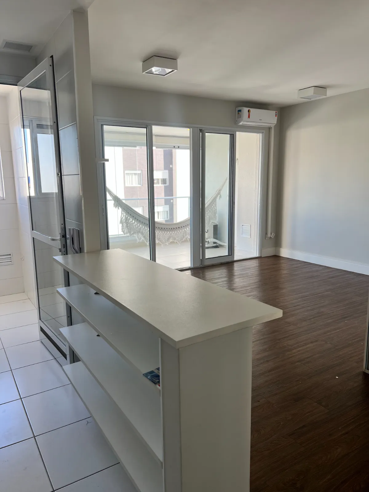 Imagem Apartamento para venda em Vila Anastácio com 2 quartos, sendo 1 suíte, 70m2