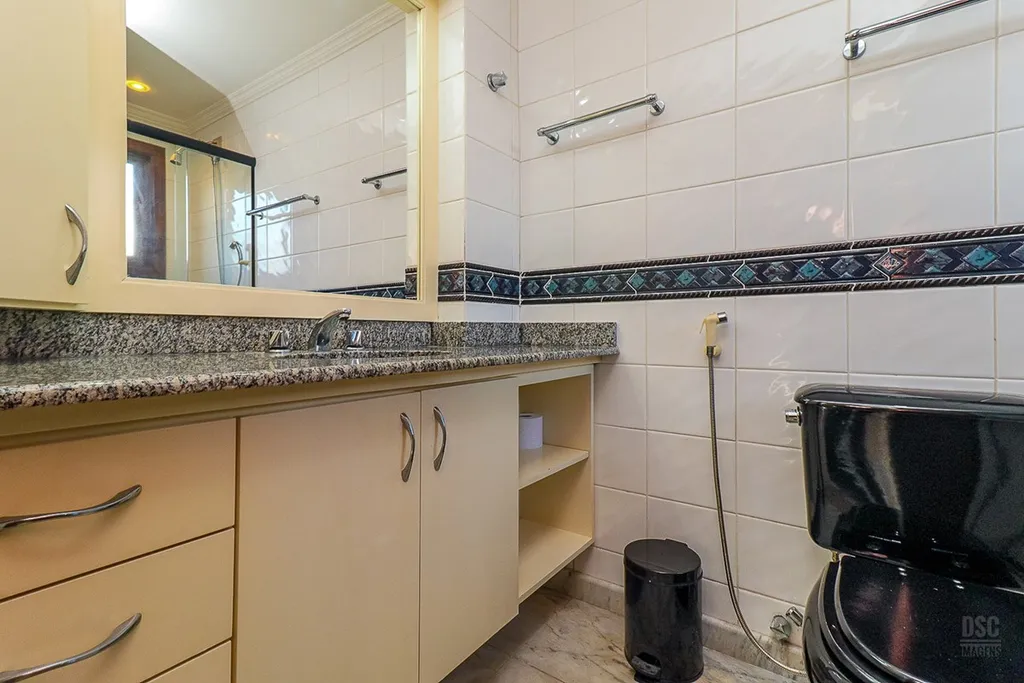 Imagem Casa de Condomínio em Chácara das Pedras