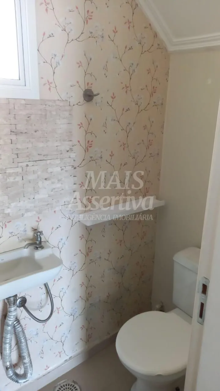 Imagem Sobrado para venda no Condomínio Residencial Vale das Figueiras em Novo Hamburgo