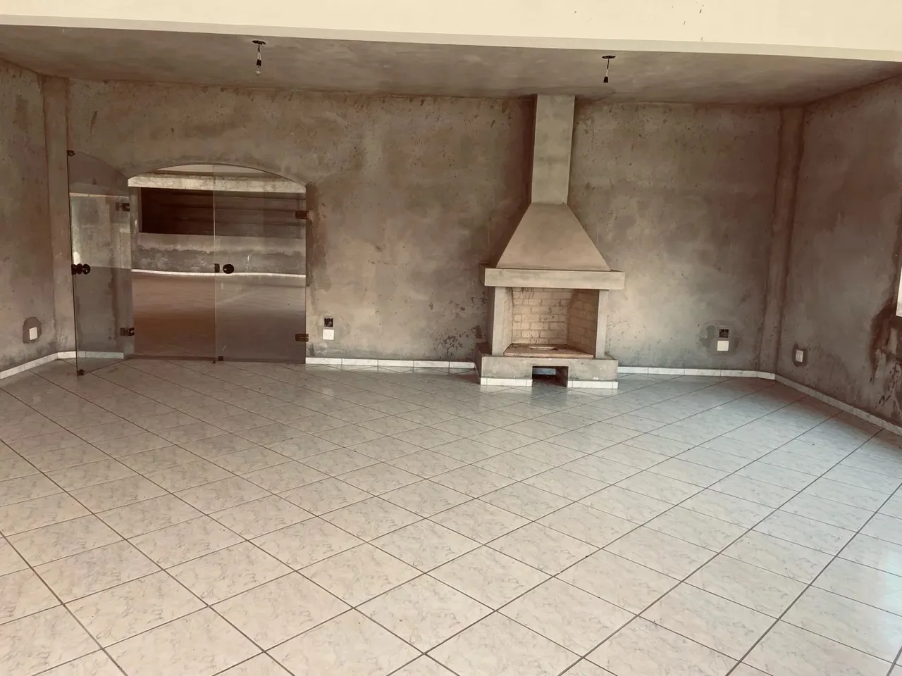 Imagem Fazenda comercial de alto padrão no Centro de SP: 28 quartos e 24.500 m² de área!