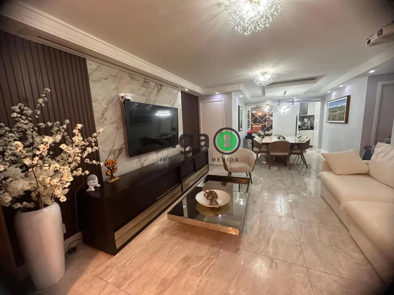 Foto do imóvel Apartamento com 3 dormitórios, 141m2, 2 vagas de garagem à venda no Panamby